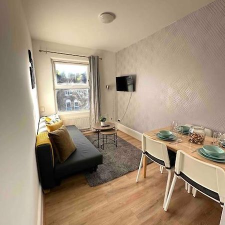 2 Bed Apt Sofa Bed Up To 6 Londýn Exteriér fotografie
