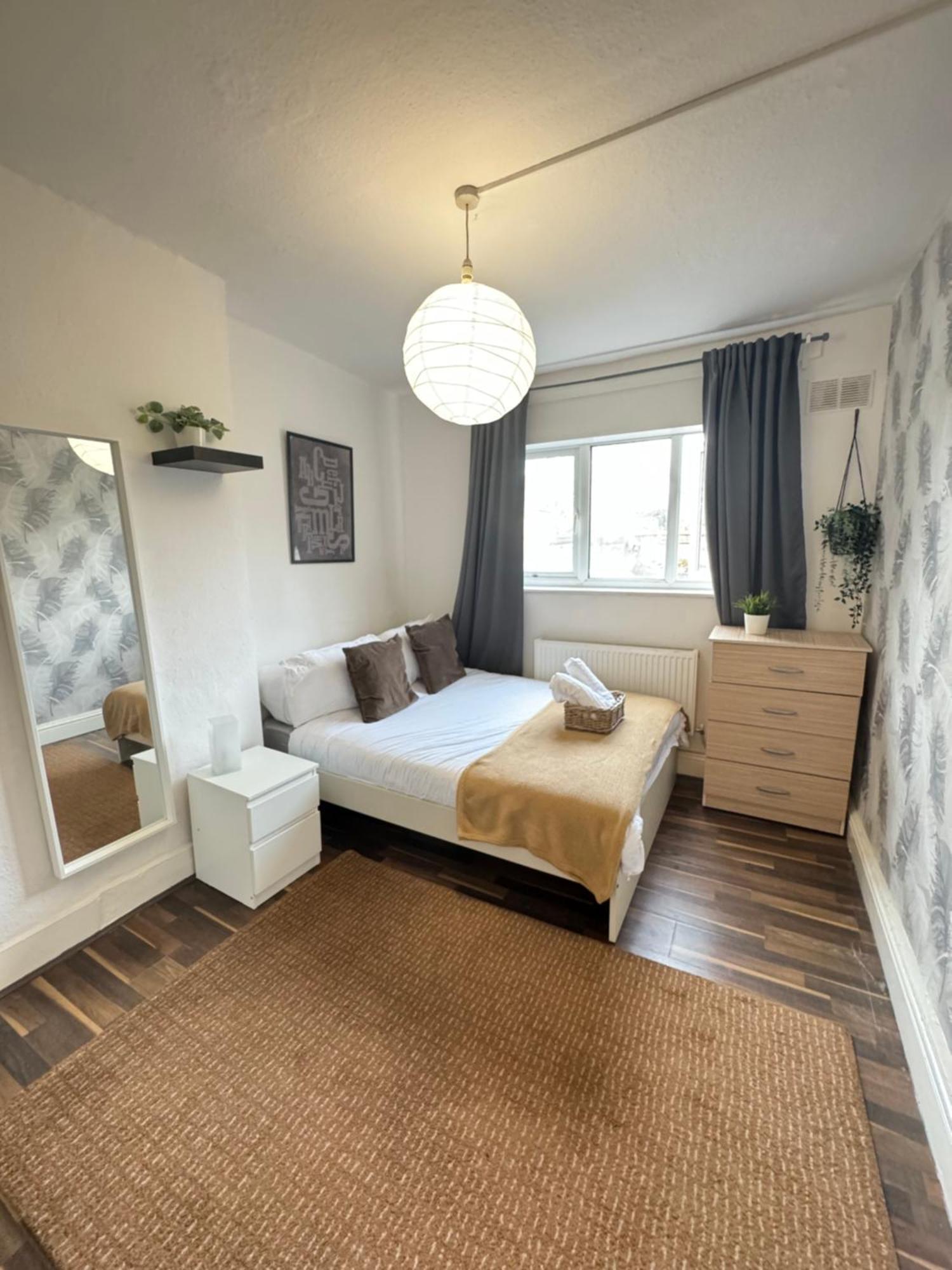 2 Bed Apt Sofa Bed Up To 6 Londýn Exteriér fotografie