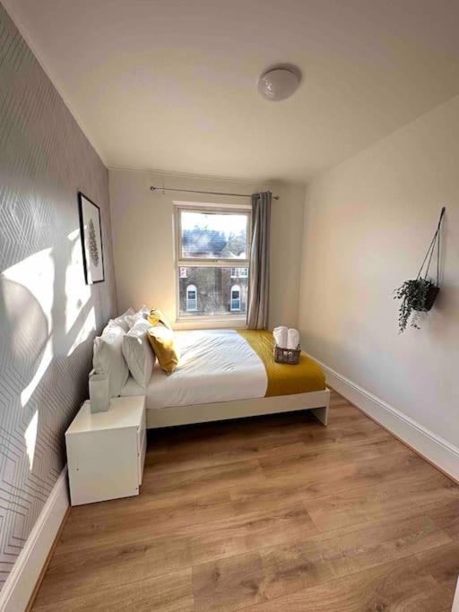 2 Bed Apt Sofa Bed Up To 6 Londýn Exteriér fotografie